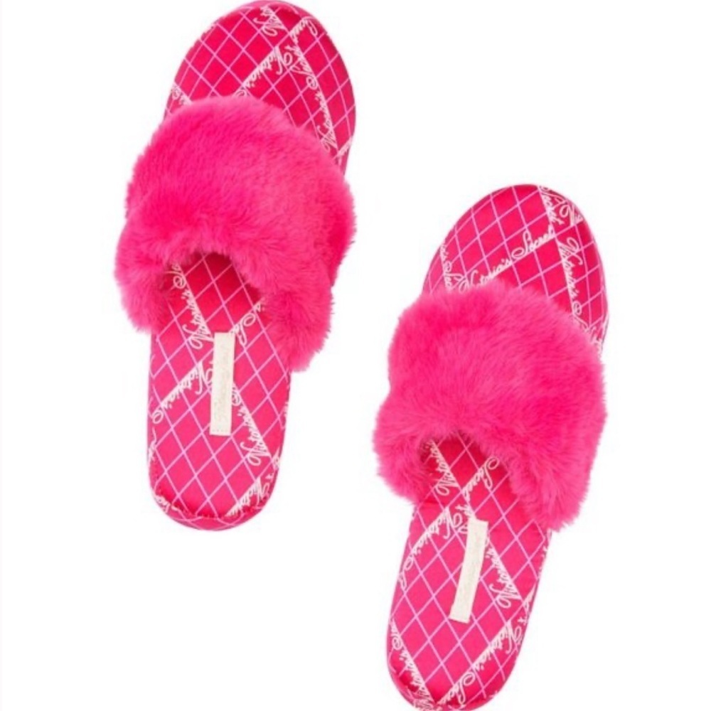 VICTORIAS SECRET satin signature slipper